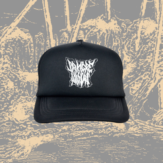 Sangre de Idiotas printed trucker hat